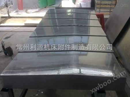 机床不锈钢板伸缩式防护罩